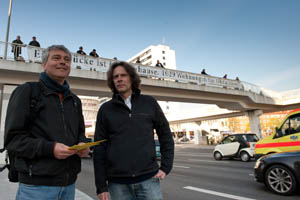 Stephan Nagel von der Diakonie und Stephan Karrenbauer von Hinz&Kunzt fordern mehr Wohnungen für Obdachlose
